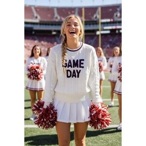 100% Cotton Game Day Cable Knit Sweater  M collegiate football soccer hockey